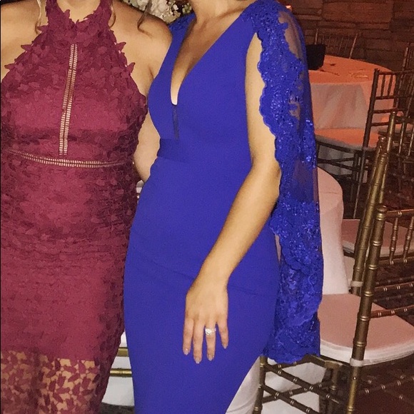 Royal Blue Lace Cape Gown HOMECOMING - Picture 3 of 8